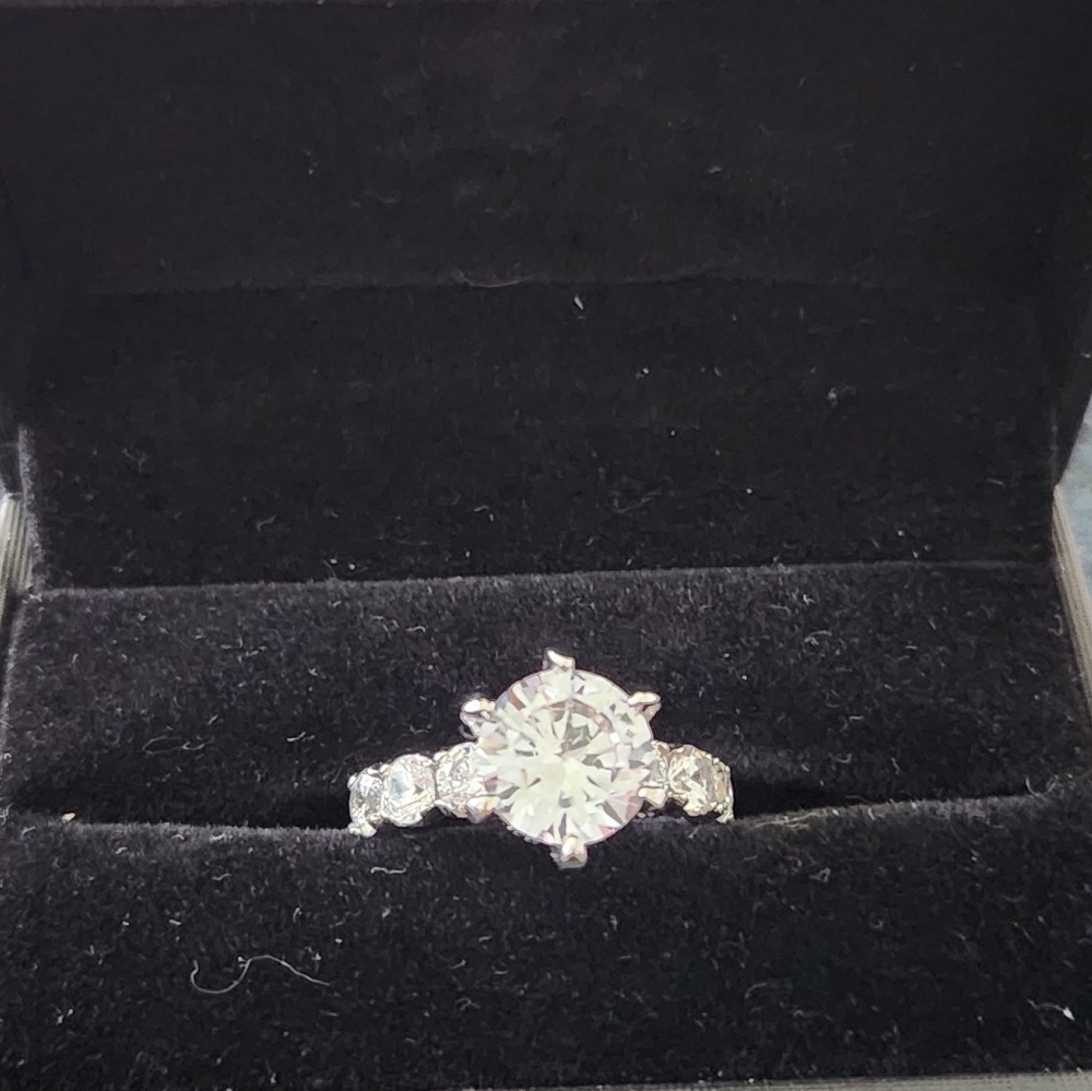 New Exquisite 3ctw 6 Prong Cubic Zirconia Engagement Ring In Steel 50$